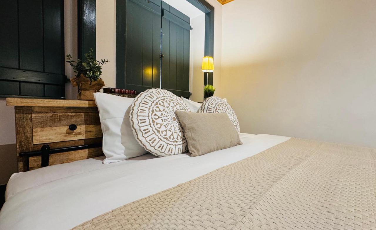 Se Velha Suites コインブラ エクステリア 写真