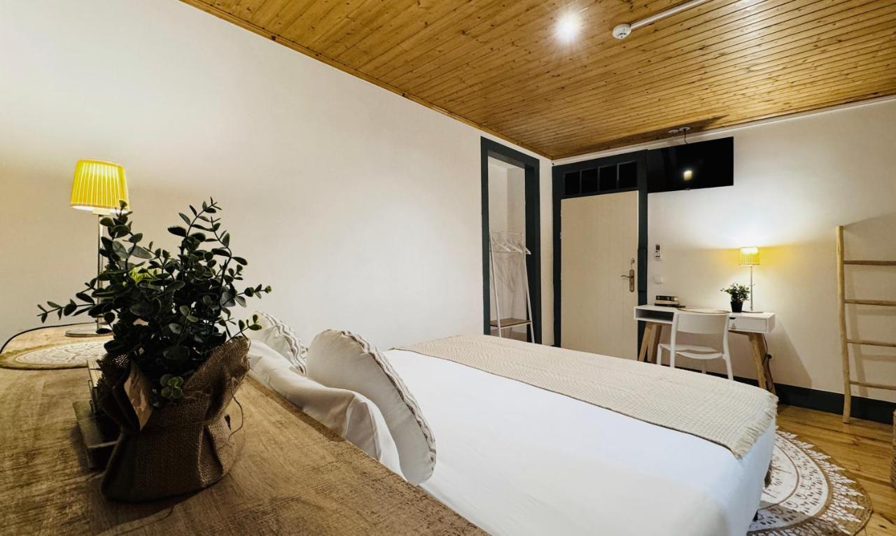 Se Velha Suites コインブラ エクステリア 写真